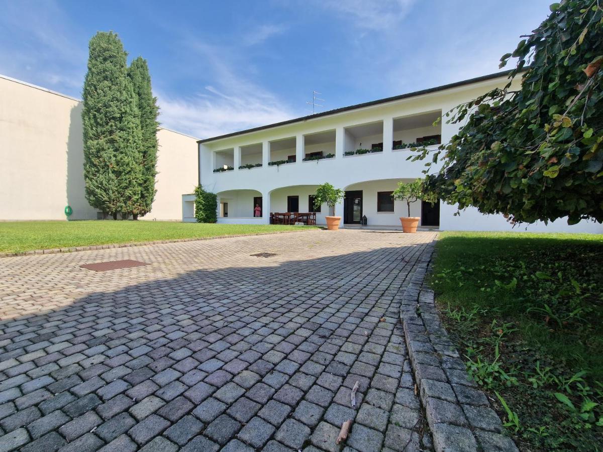 B&B Borgo Tesis Спилимберго Екстериор снимка